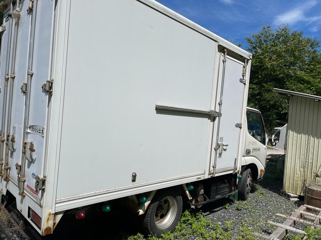 2010 Hino Dutro Freezer Truck