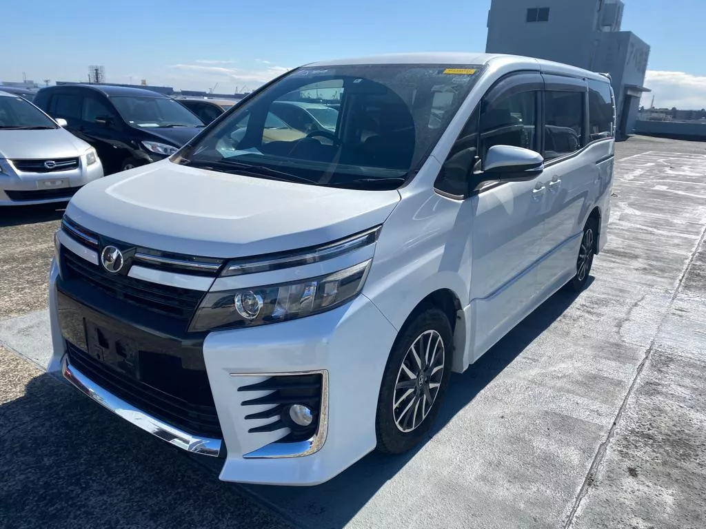 2014 Toyota Voxy - ATC Japan